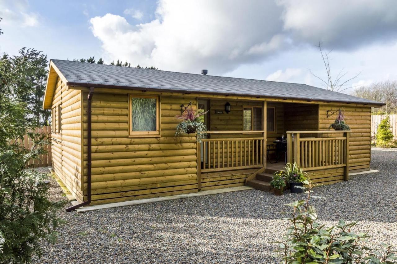 Laurel Lodge - 2 Bedroom Log Cabin - St Florence Saint Florence 外观 照片