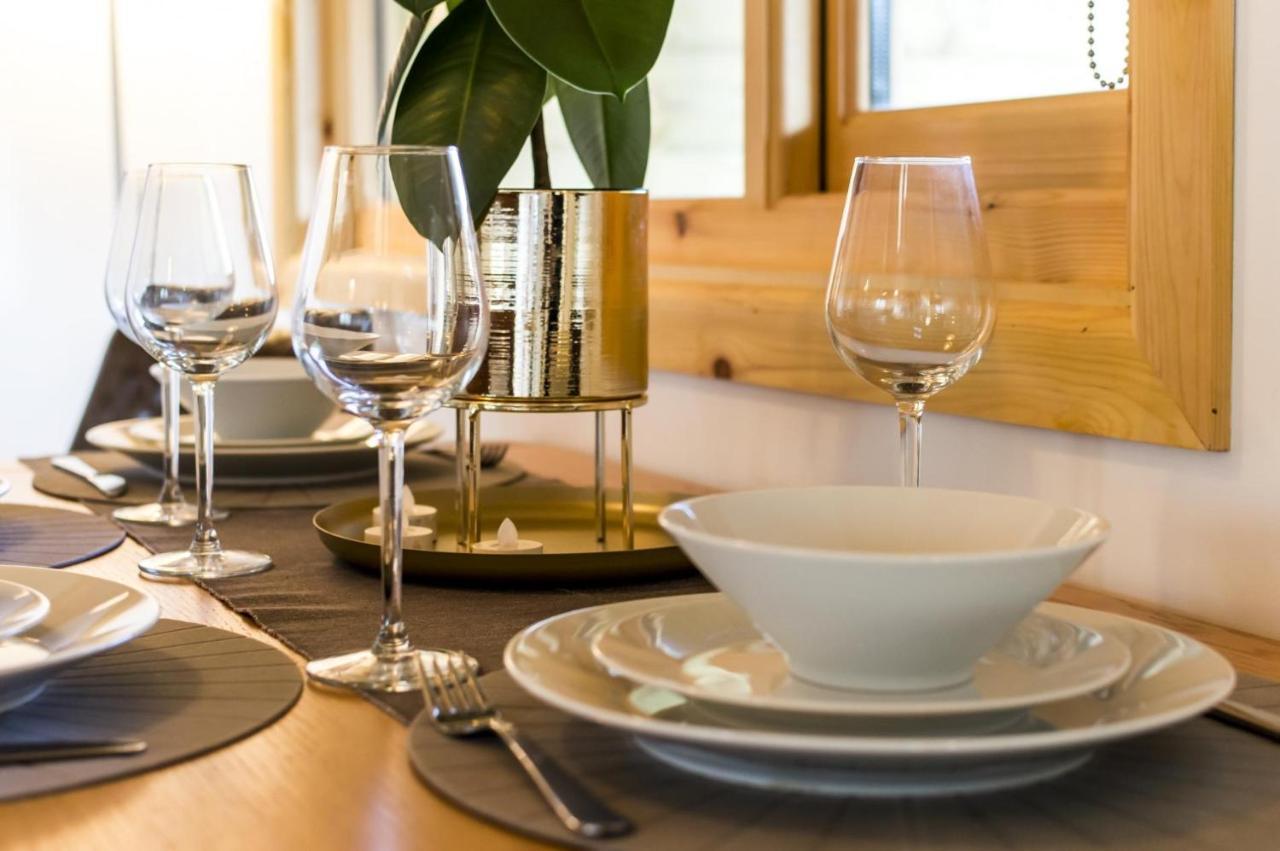 Laurel Lodge - 2 Bedroom Log Cabin - St Florence Saint Florence 外观 照片